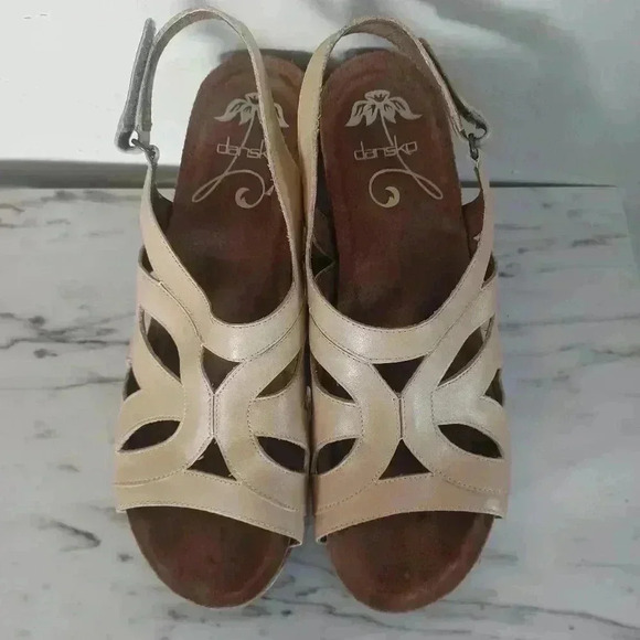 Dansko Womens Tan Leather Felecia Strappy Wedge Heels 41 - Picture 2 of 14